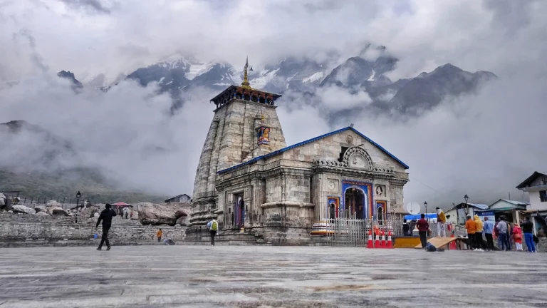 Kedarnath Jyotirlinga Temple in Uttarakhand – भगवान शिव का पाँचवाँ ज्योतिर्लिंग